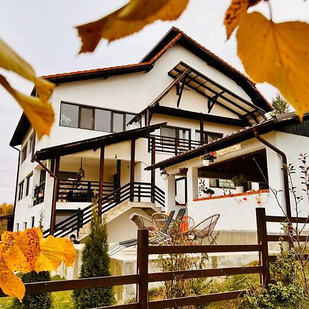 Pensiunea Grădina Ascunsa Bughea de Jos Exterior foto