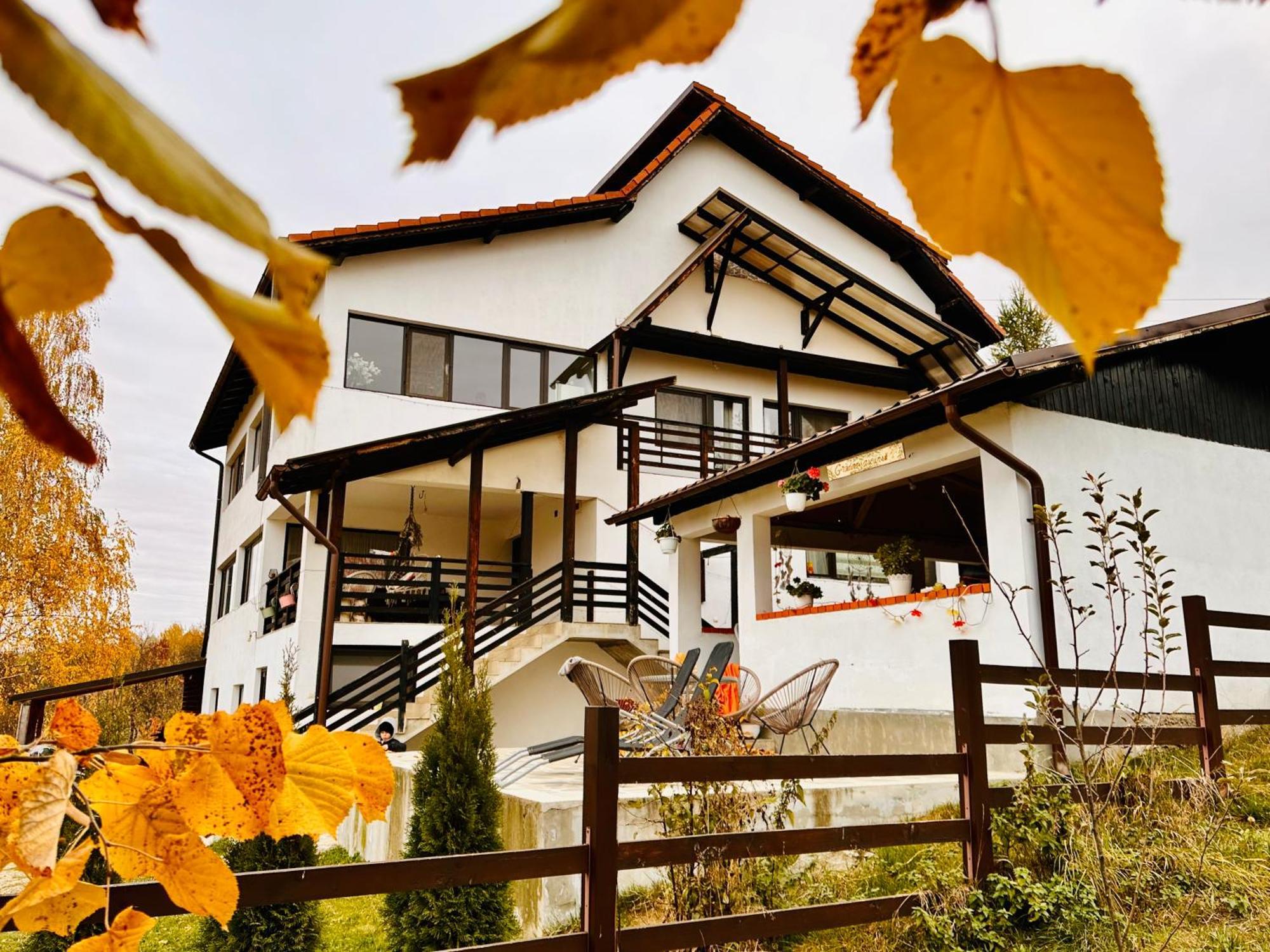 Pensiunea Grădina Ascunsa Bughea de Jos Exterior foto